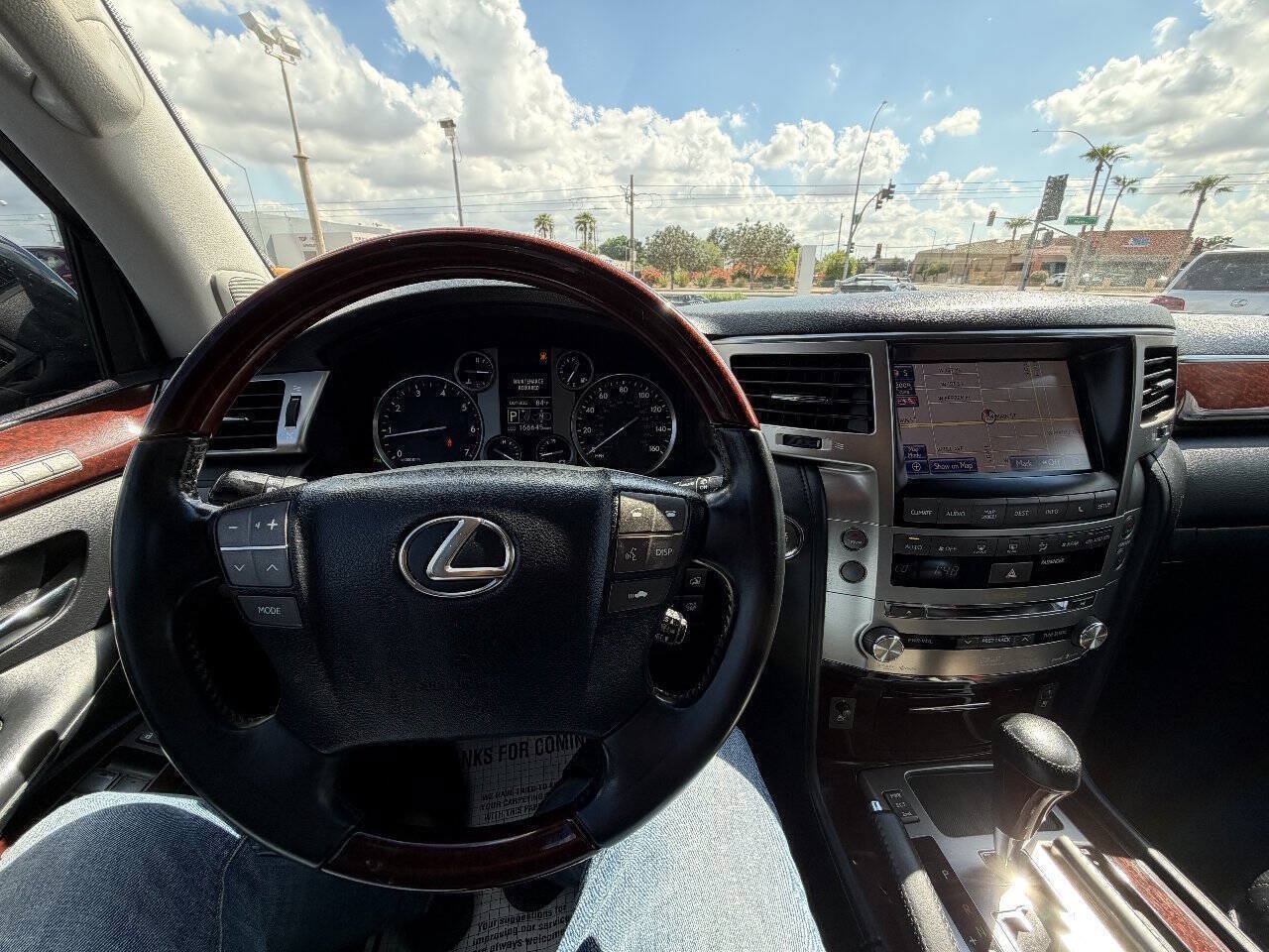 Used 2014 Lexus LX 570 4WD image 16