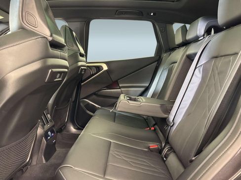 Used 2025 BMW X3 xDrive30i w/ Premium Package AWD/4WD image 34