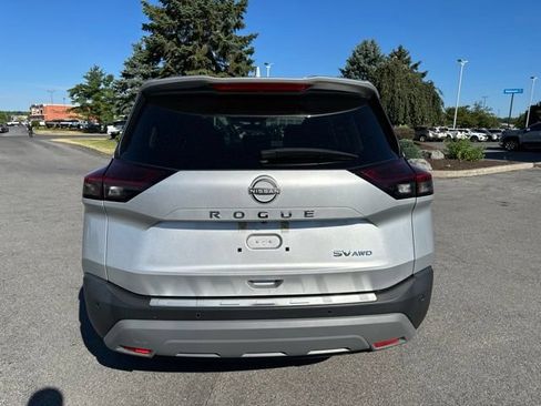Certified 2023 Nissan Rogue SV AWD/4WD image 4