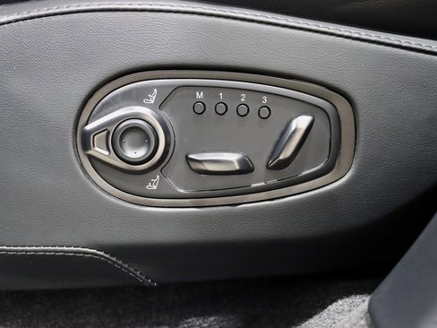 Used 2024 Aston Martin DBX 707 image 31