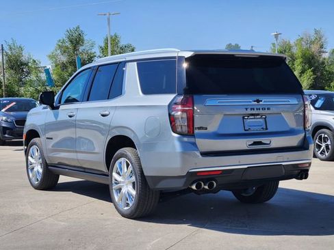 Used 2024 Chevrolet Tahoe High Country AWD/4WD image 5