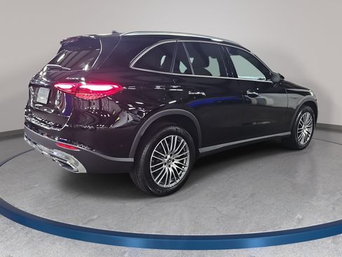 Used 2026 Mercedes-Benz GLC 300 4MATIC image 6