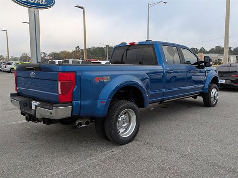 Certified 2022 Ford F450 Lariat w/ Lariat Ultimate Package image 4
