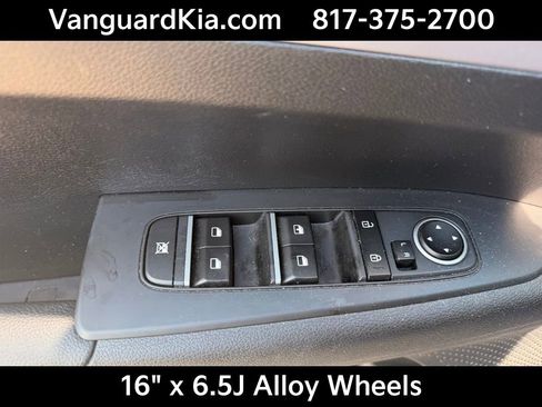 Certified 2024 Kia Forte LXS FWD image 18