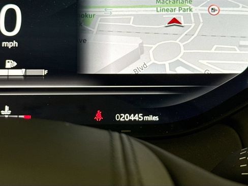 Used 2023 Land Rover Range Rover Autobiography AWD/4WD image 11