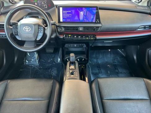 Certified 2023 Toyota Prius Prime Premium FWD image 3