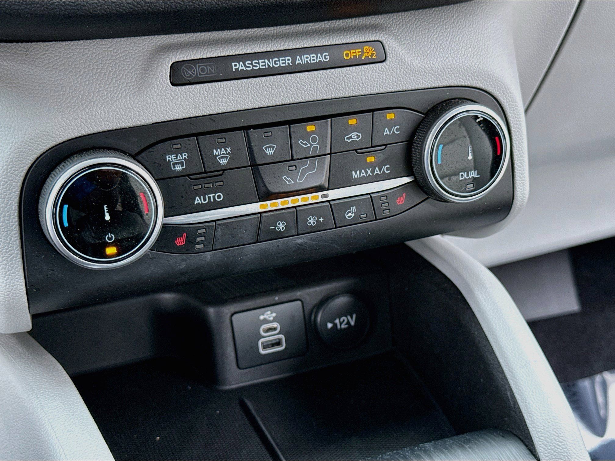 Certified 2024 Ford Escape Active AWD/4WD image 17