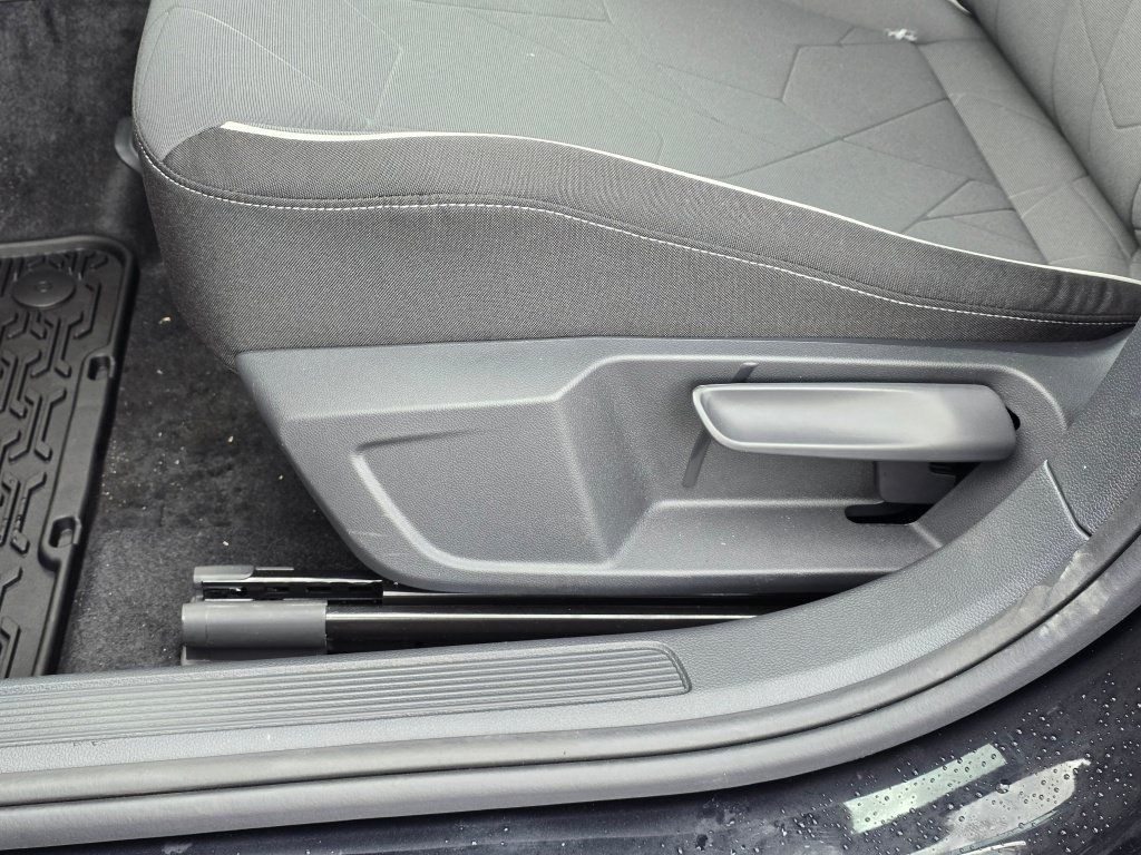 New 2026 Volkswagen Jetta Sport FWD image 19