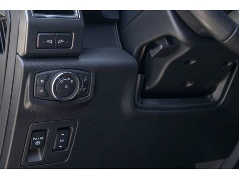 Used 2018 Ford F150 XLT w/ Equipment Group 302A Luxury AWD/4WD image 20