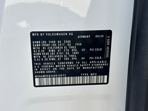 New 2025 Volkswagen ID. Buzz Pro S image 28