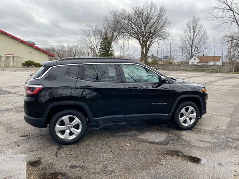 Used 2018 Jeep Compass Latitude w/ Popular Equipment Group image 6