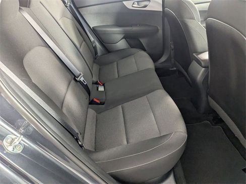 Used 2022 Kia Forte LXS w/ LXS Technology Package image 26