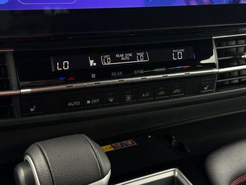 Certified 2026 Toyota Sienna XSE FWD image 23