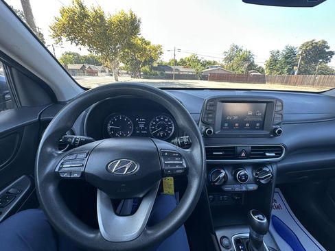 Used 2020 Hyundai Kona SE image 10