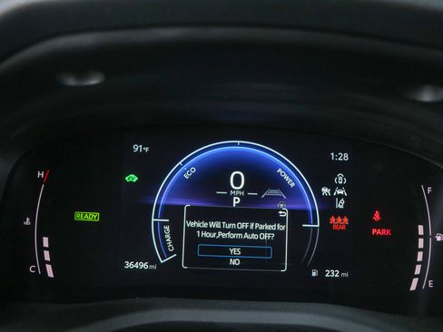 Used 2025 Toyota Camry SE w/ Convenience Package FWD image 15