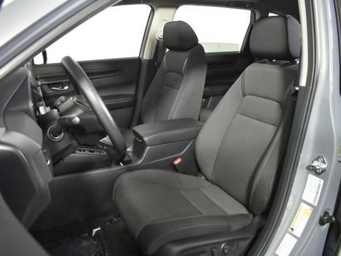 Used 2025 Honda CR-V EX image 9