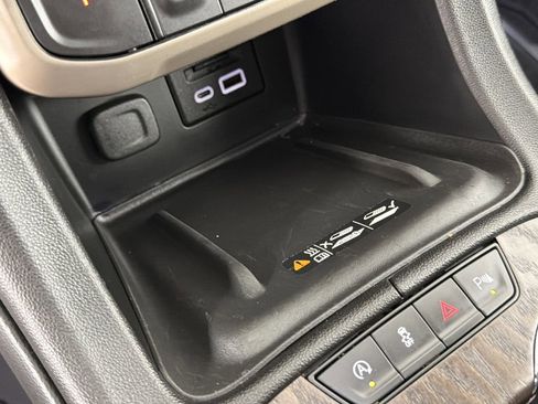 Used 2023 GMC Acadia Denali w/ Trailering Package image 33