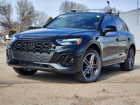 Used 2025 Audi Q5 e Premium Plus AWD/4WD image 1