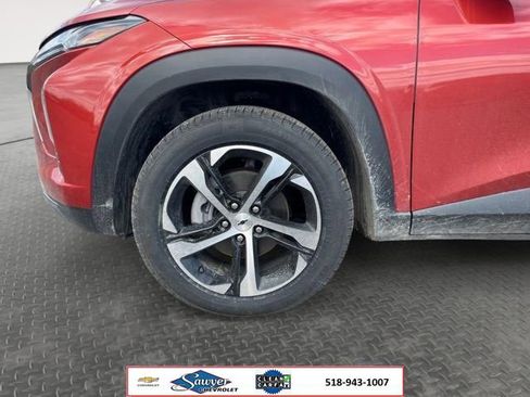 Used 2024 Chevrolet Trax RS w/ Driver Confidence Package FWD image 9