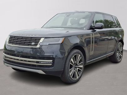 New 2025 Land Rover Range Rover SE