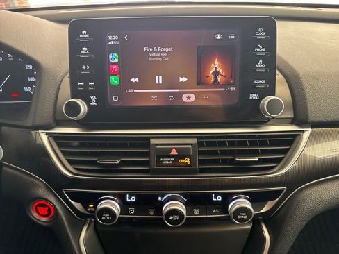 Used 2018 Honda Accord Sport image 22