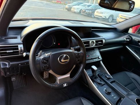 Used 2015 Lexus IS 250 image 21