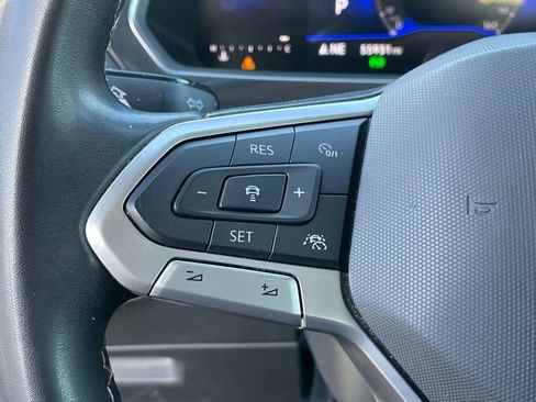 Certified 2024 Volkswagen Tiguan SE image 12