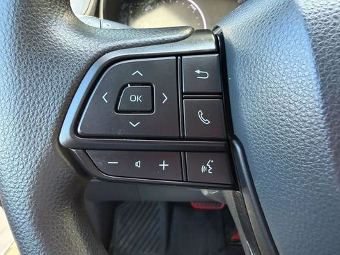 Used 2022 Toyota Sienna LE AWD/4WD image 61