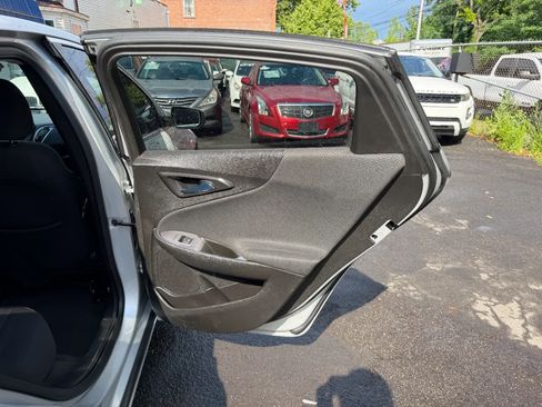 Used 2018 Chevrolet Malibu LT FWD image 36