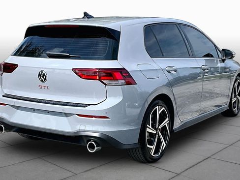 Used 2025 Volkswagen GTI SE FWD image 13
