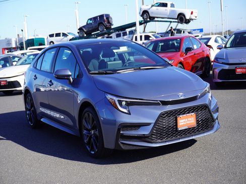 New 2026 Toyota Corolla SE image 24