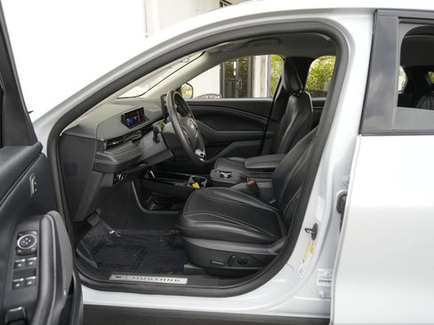 Used 2023 Ford Mustang Mach-E Premium AWD/4WD image 17