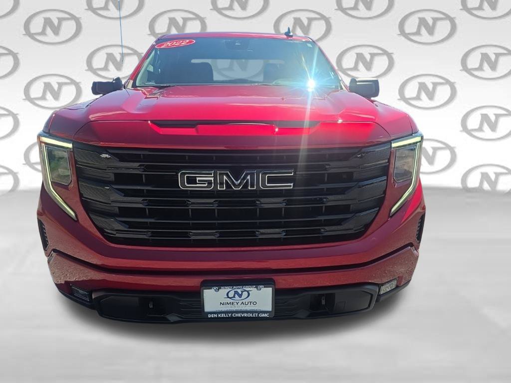 Used 2022 GMC Sierra 1500 Elevation w/ LPO, Elevation Black Package AWD/4WD image 18