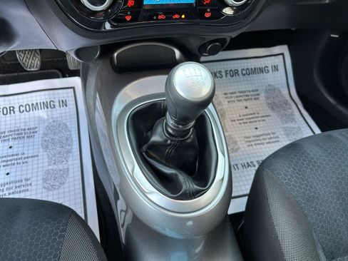 Used 2014 Nissan Juke SV FWD image 18