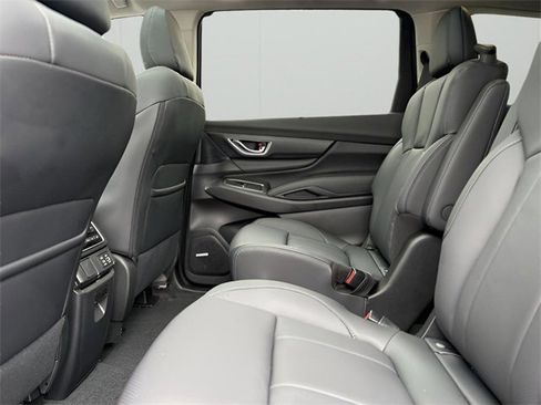 New 2025 Subaru Ascent Limited image 14