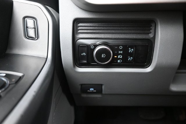 Used 2023 Ford F250 XLT w/ FX4 Off-Road Package AWD/4WD image 14