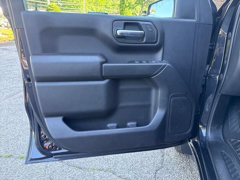 Used 2022 Chevrolet Silverado 1500 Custom Trail Boss AWD/4WD image 18