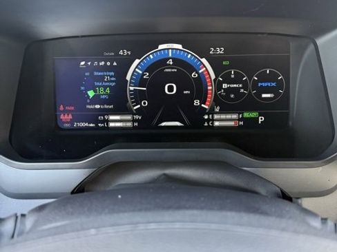 Used 2025 Toyota Tundra Platinum image 20