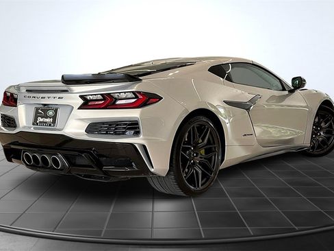 Used 2023 Chevrolet Corvette Z06 image 13