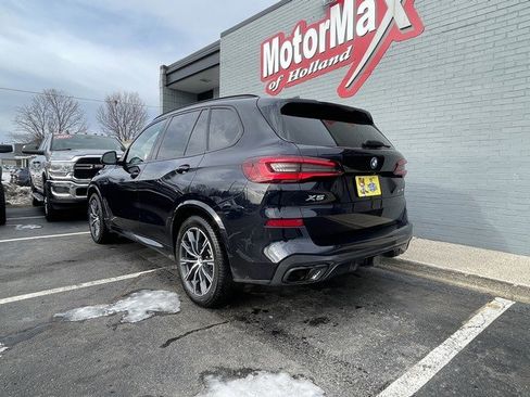 Used 2021 BMW X5 xDrive40i w/ M Sport Package image 8