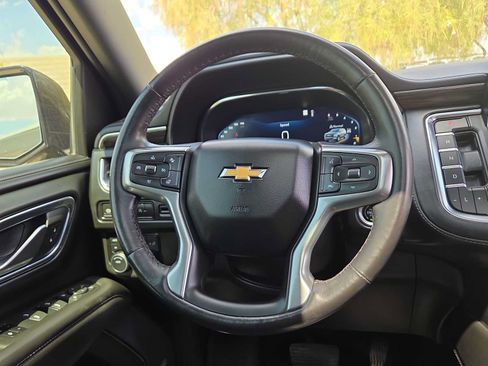 Used 2023 Chevrolet Tahoe LT w/ Luxury Package AWD/4WD image 19