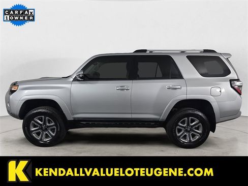 Used 2016 Toyota 4Runner Trail Premium image 2