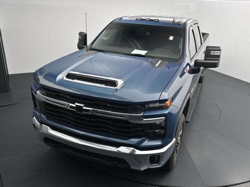 Used 2024 Chevrolet Silverado 2500 LT w/ All Star Edition AWD/4WD image 11