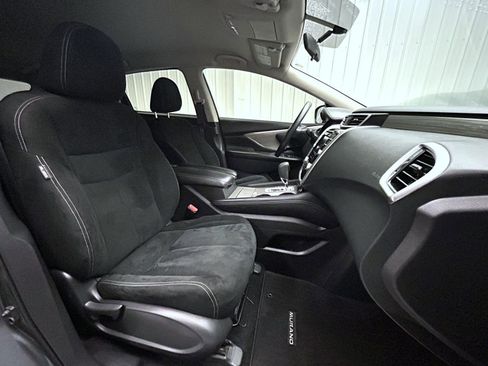 Used 2017 Nissan Murano S image 15