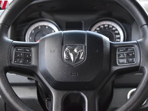 Used 2015 RAM 1500 Classic SLT image 13