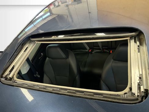 Used 2025 Honda Accord EX-L image 21