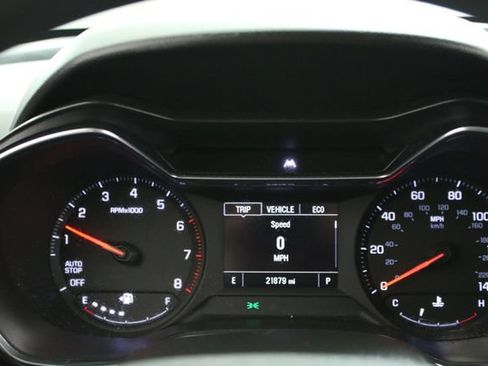 Used 2023 Chevrolet TrailBlazer LT FWD image 16