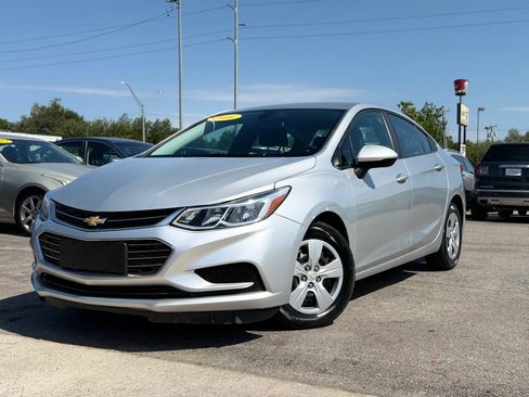 Used 2016 Chevrolet Cruze LS FWD image 7