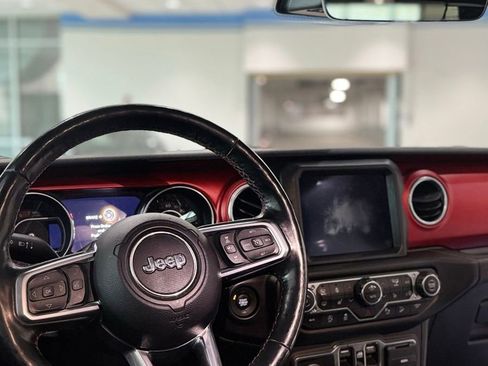 Used 2019 Jeep Wrangler Unlimited Rubicon image 3