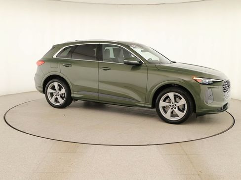 Used 2025 Audi Q5 Prestige AWD/4WD image 9